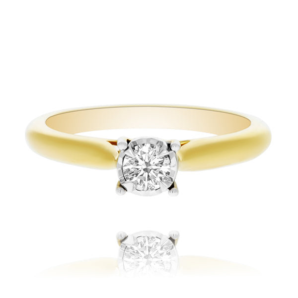 Yellow Gold Solitaire Engagement Ring With Accent Diamonds