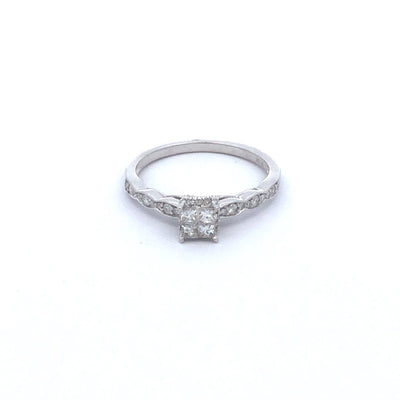 10Ct White Gold Invisible Set Princess Cut Diamond Ring. Tdw=0.33CT