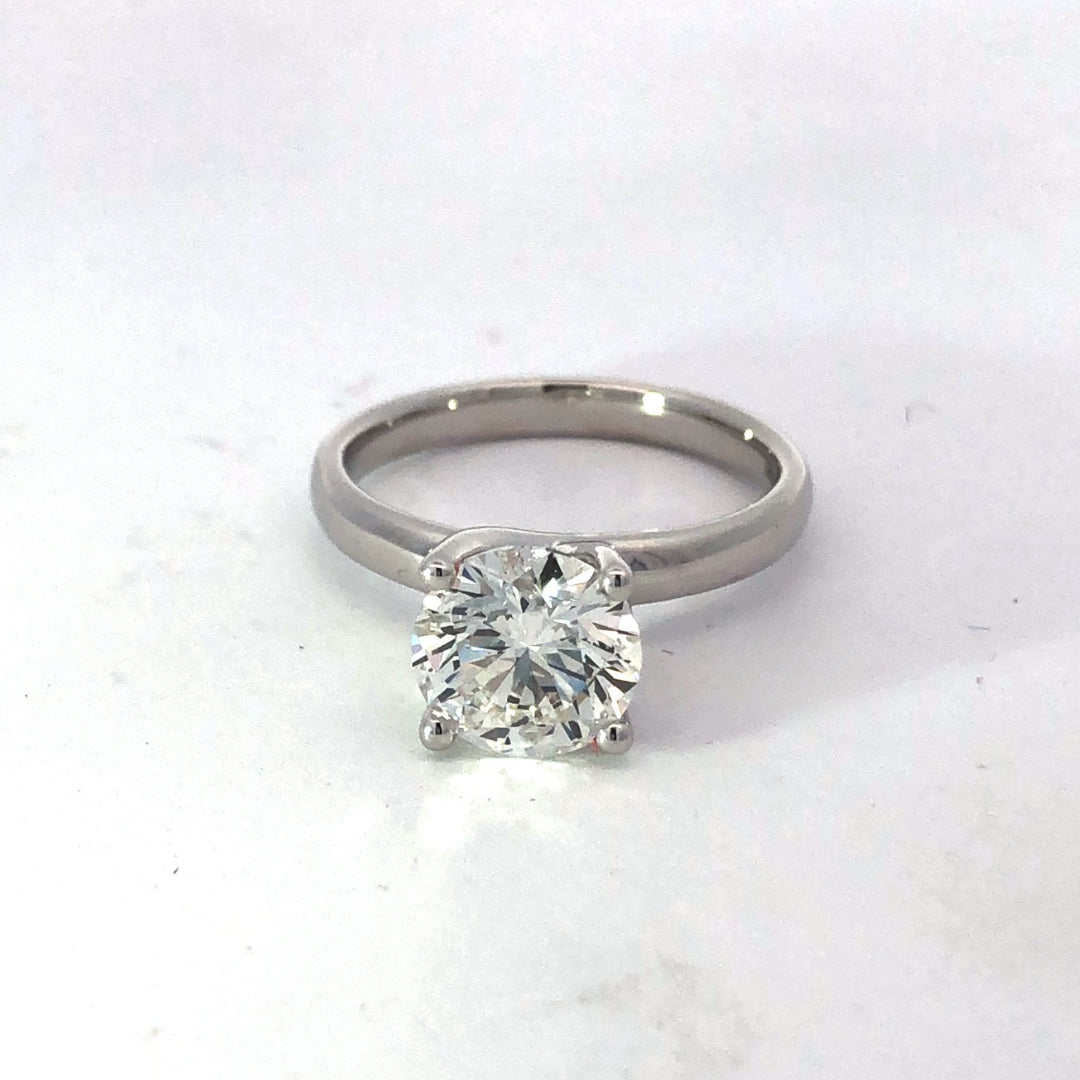 White Gold Round Brilliant Cut Lab Grown Diamond Ring Size O