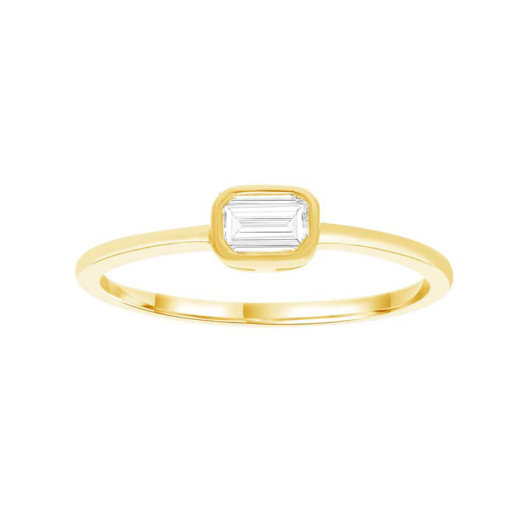 9Ct Yellow Gold 0.25Ct F Vs Emerald Shaped Lab Grown Diamond Ring