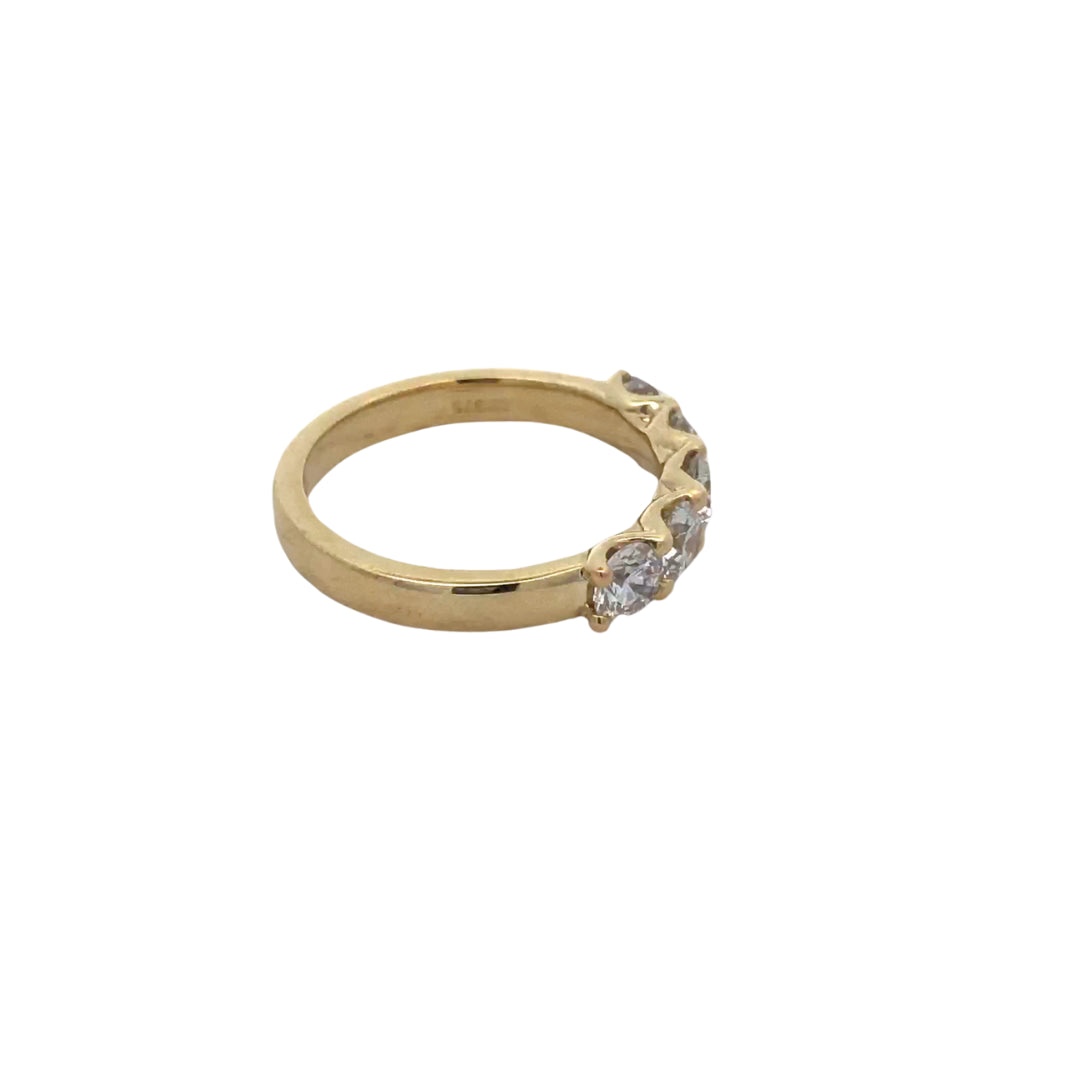 9Ct Yellow Gold 1.25Ct F Vs2 Round Lab Grown Diamond Ring