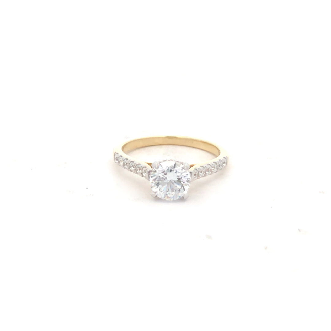 10Ct Yellow Gold Lab Grown Diamond Round Brilliant Centre Rbc Shoulders Engagement Ring. Size M