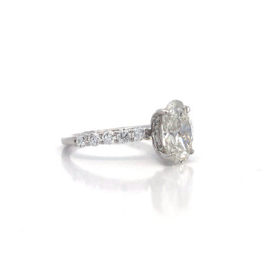 14Ct White Gold Lab Grown Oval Diamond With Band Set Ring Size M.5 Tdw=2.65Ct. Centre Diamond Is 2.00Ct F Vs. Has IGI Cert.