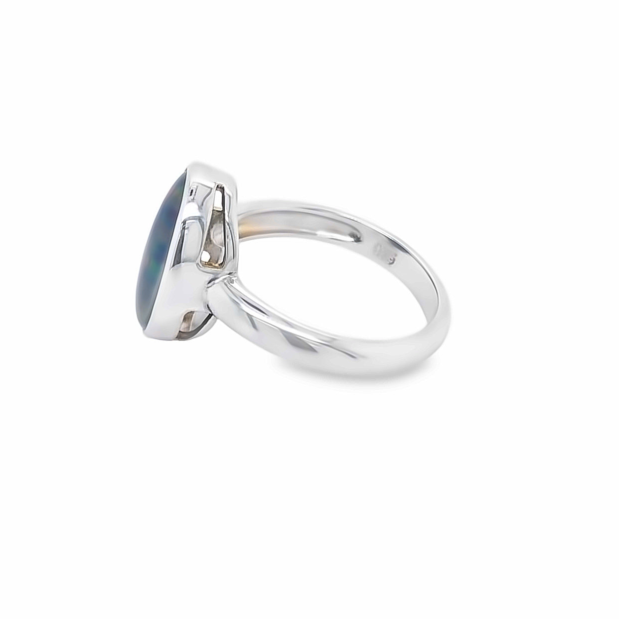 Sterling Silver Oval Blue/Green/Red Triplet Opal Bezel Set Ring. Size N